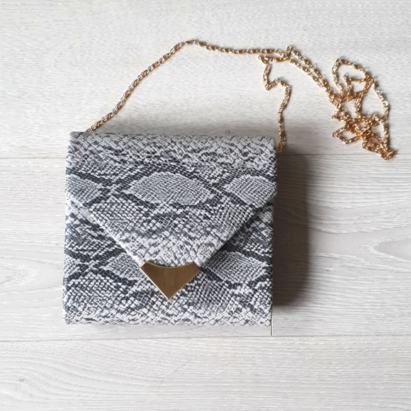Snakeskin Purse - Picture 1 of 5